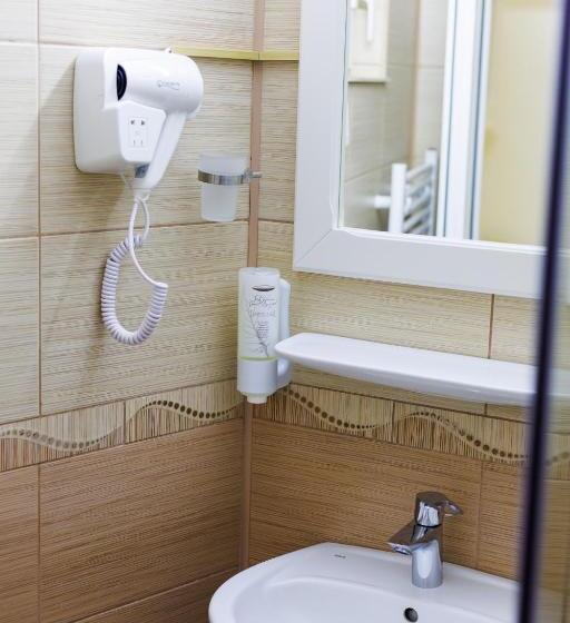 غرفة قياسية, Central   Baile Olanesti