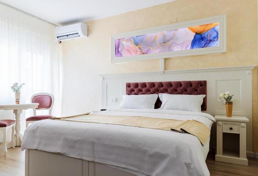 غرفة قياسية, Central   Baile Olanesti