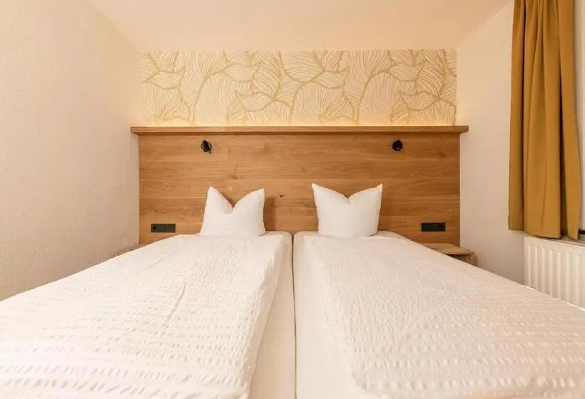 اتاق استاندارد با بالکن, Pension Gulla   Ferienhaus Appartements B&b