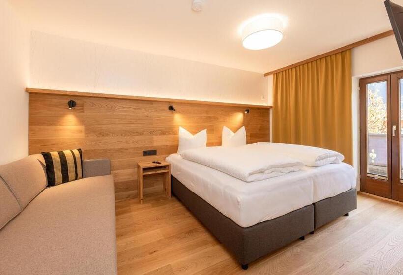 اتاق استاندارد سه تخته با بالکن, Pension Gulla   Ferienhaus Appartements B&b