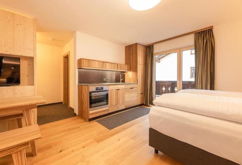 سوییت خانوادگی, Pension Gulla   Ferienhaus Appartements B&b