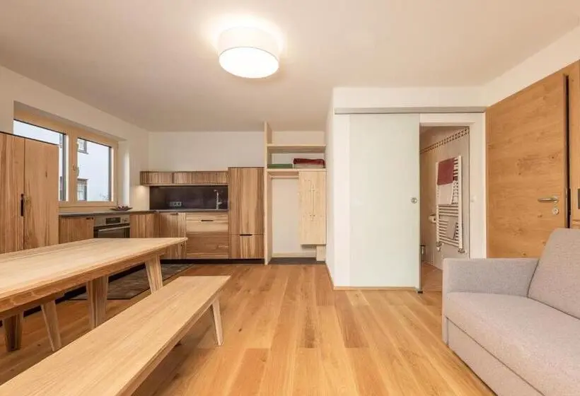 آپارتمان 1 خوابه با تراس, Pension Gulla   Ferienhaus Appartements B&b