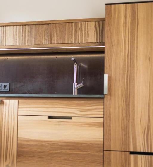 آپارتمان 1 خوابه با تراس, Pension Gulla   Ferienhaus Appartements B&b