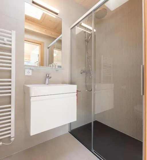اتاق استاندارد سه تخته با چشم‌انداز, Pension Gulla   Ferienhaus Appartements B&b
