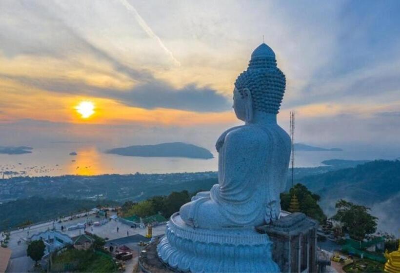 1 Bedroom Apartment Lake View, The Lago Naiharn By Sala Estate