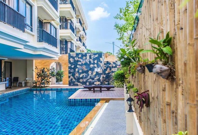 低层单卧公寓, The Lago Naiharn By Sala Estate