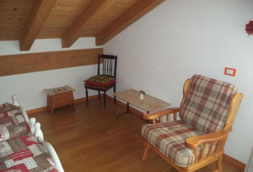 חדר דלוקס עם מרפסת, B&b Dolomiti