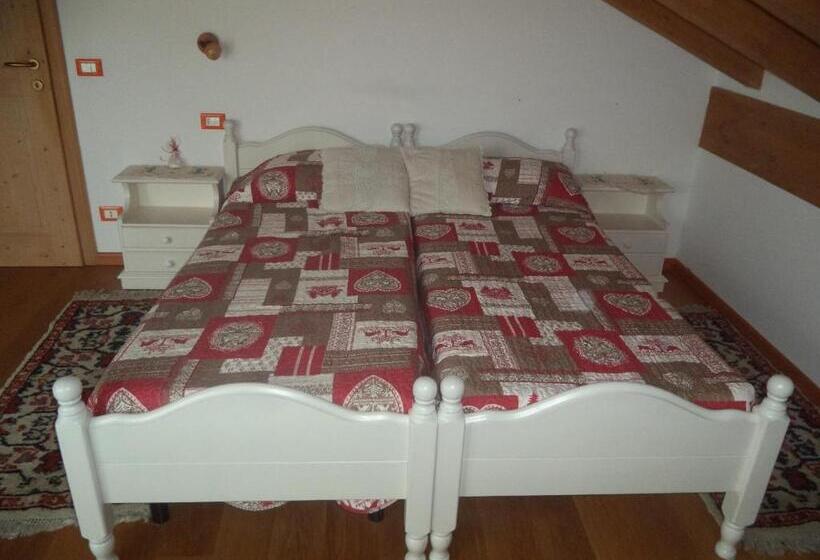 חדר דלוקס עם מרפסת, B&b Dolomiti