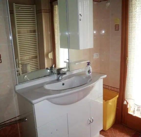 ファミリールーム, B&b Dolomiti
