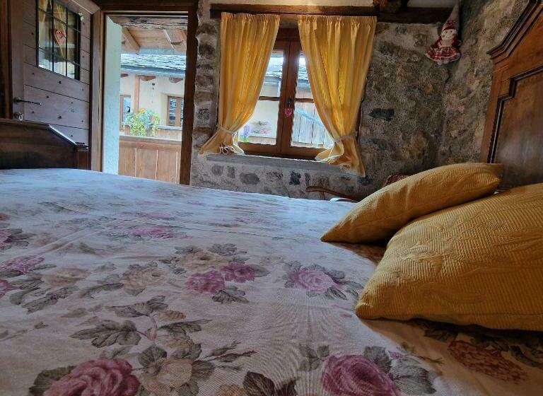 غرفة عائلية, B&b Santa Brigida