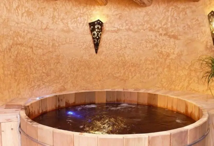 キングサイズベッドのスタンダードルーム, Cabane Hobbit De Samsaget