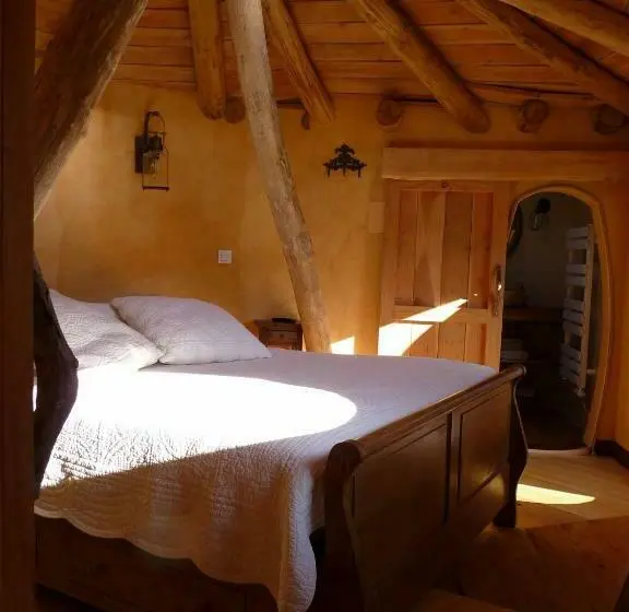 キングサイズベッドのスタンダードルーム, Cabane Hobbit De Samsaget