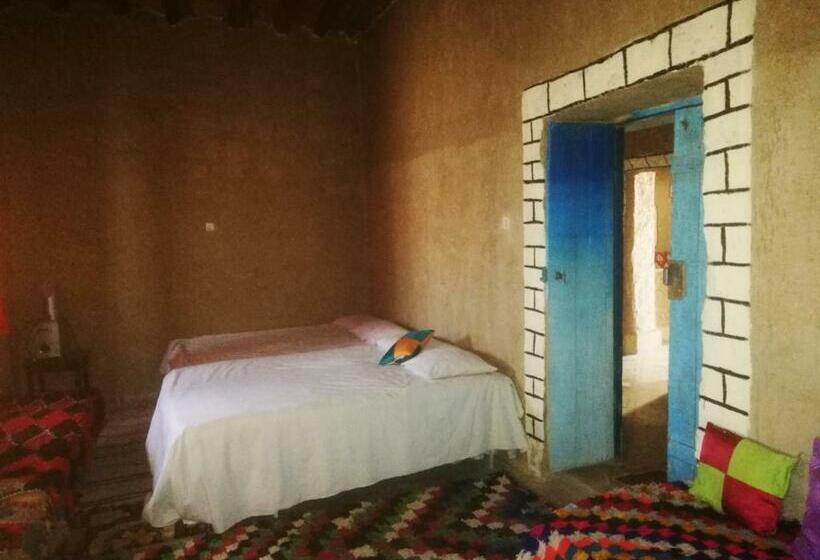 اتاق استاندارد, Oasis Travel