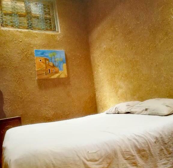 اتاق استاندارد, Oasis Travel