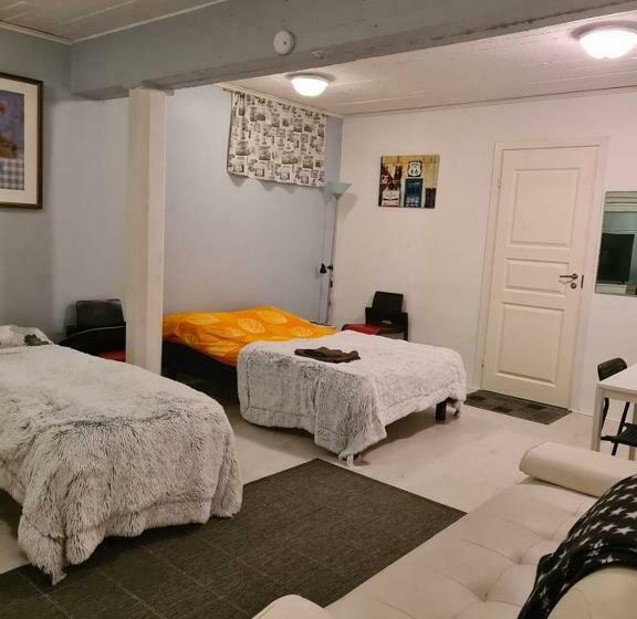 חדר קומפורט לשלושה, Hostelli Karvia