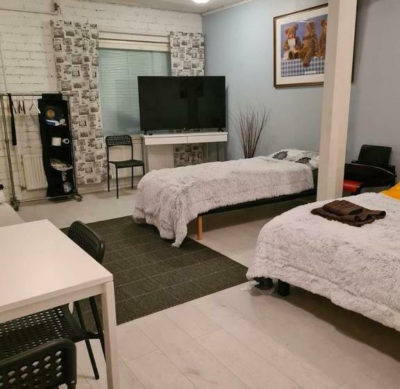 חדר קומפורט לשלושה, Hostelli Karvia