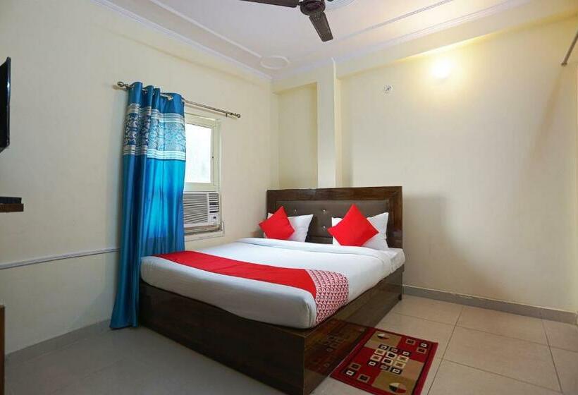 Номер Стандарт, Oyo 29386 Navodian Palace