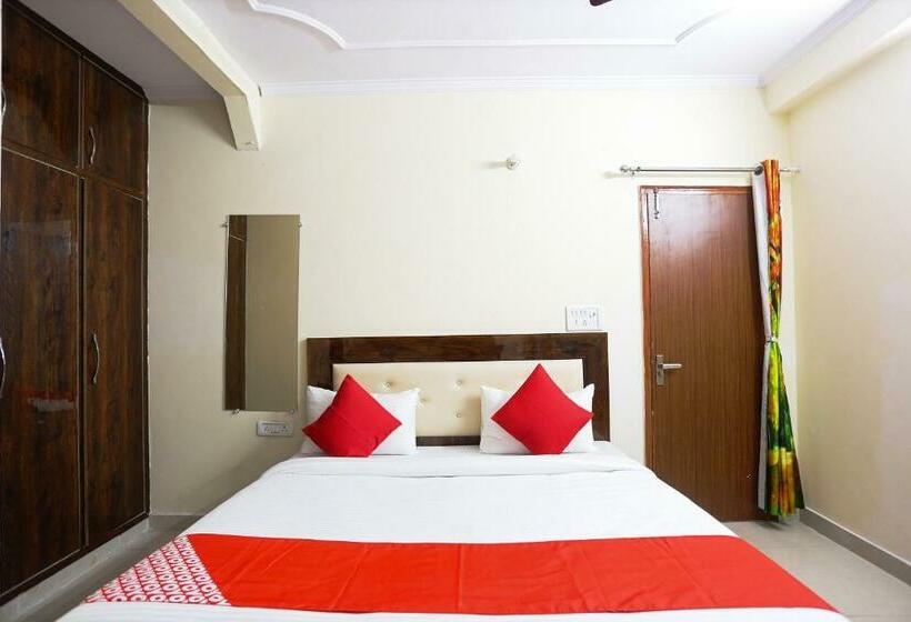 Номер Стандарт, Oyo 29386 Navodian Palace