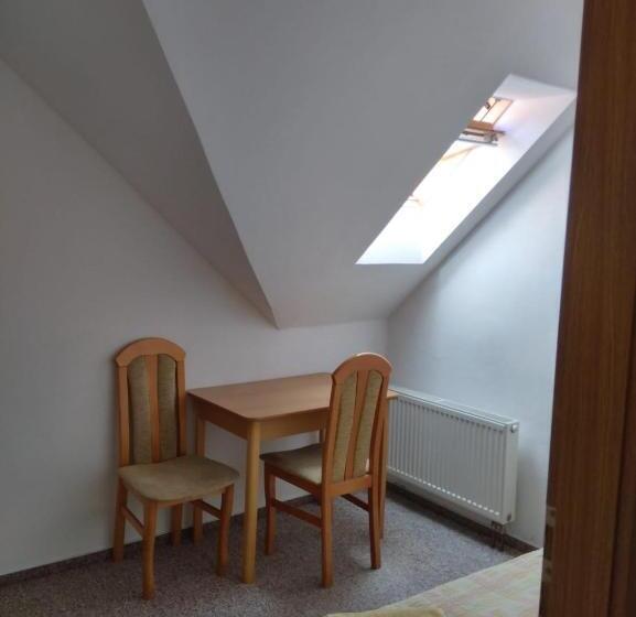 豪华套房, Penzion Kosky