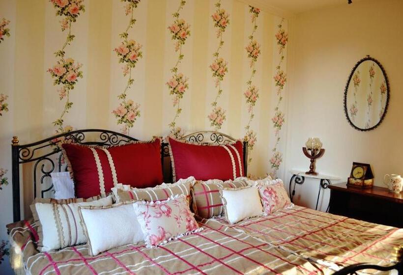 סוויטה, Villa Castelul Maria