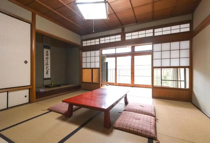 スタンダードトリプルルーム, 清浄心院