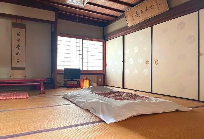 エコノミートリプルルーム, 清浄心院