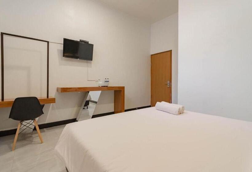 Семейный Номер, Urbanview Hotel Sagara Bogor