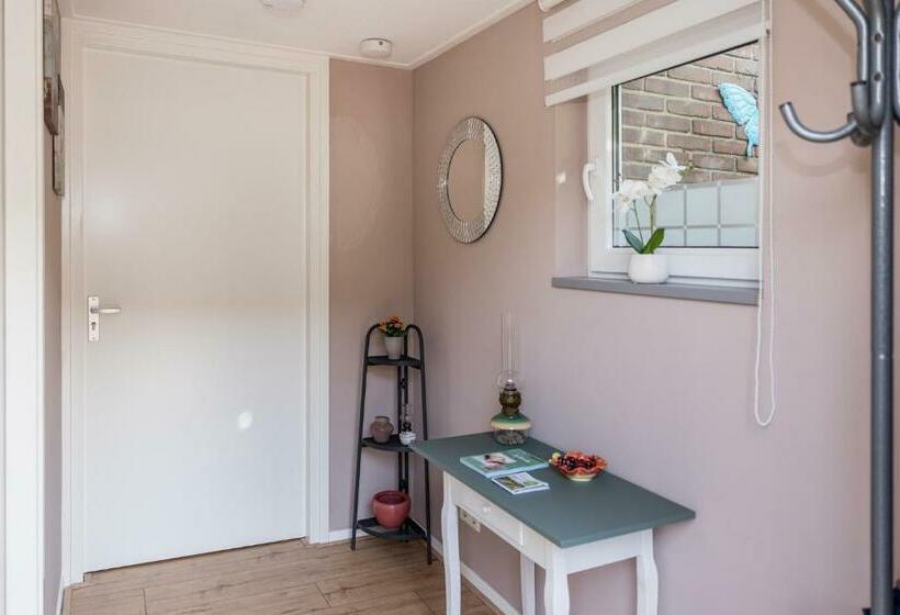 스탠다드 룸 가든 전망, At Marries