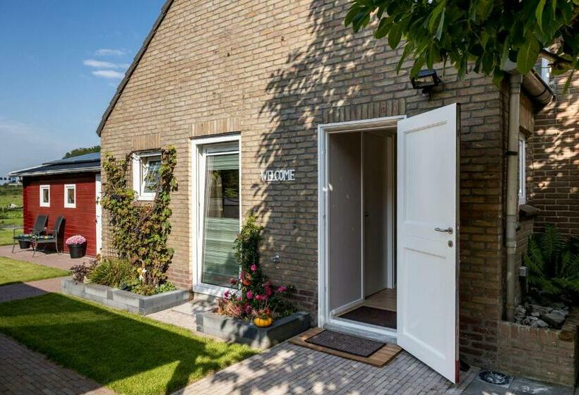 스탠다드 룸 가든 전망, At Marries