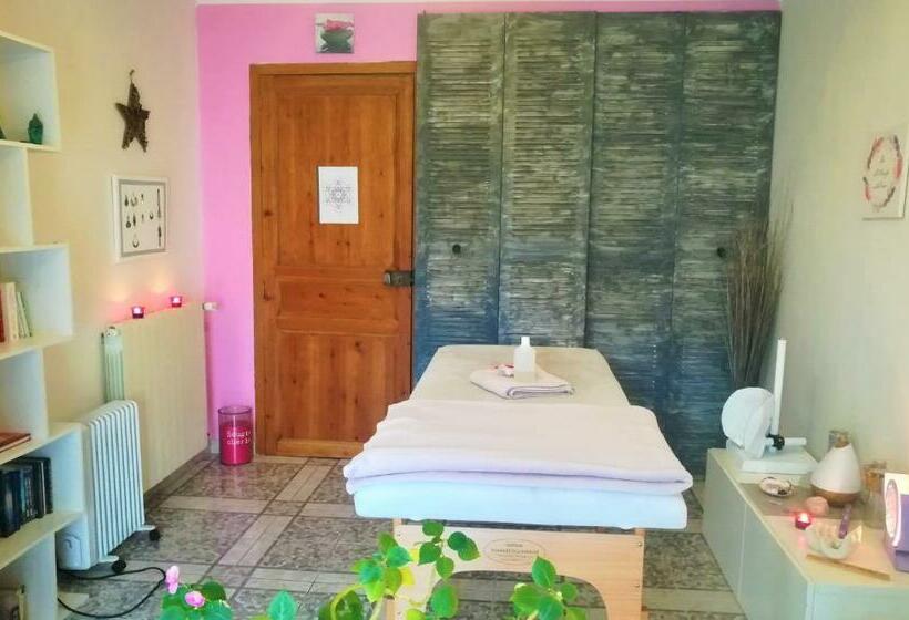 Номер Стандарт, Au Monde De Maëlle