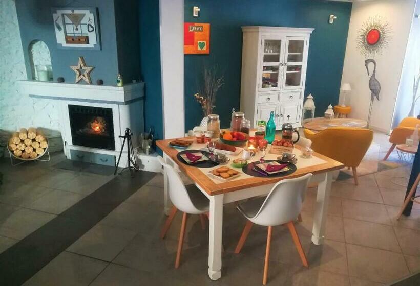 Номер Стандарт, Au Monde De Maëlle