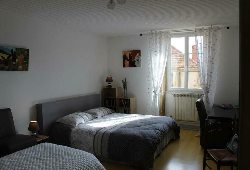 标准间, Comme Un Coq En Pâte