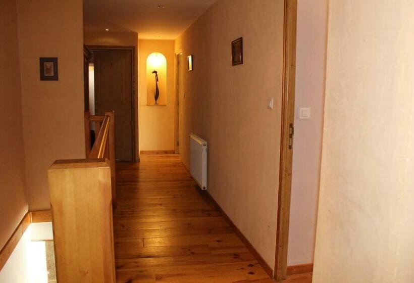 家庭间, Comme Un Coq En Pâte