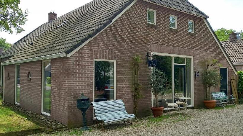 اتاق لوکس, De Oude Smederij