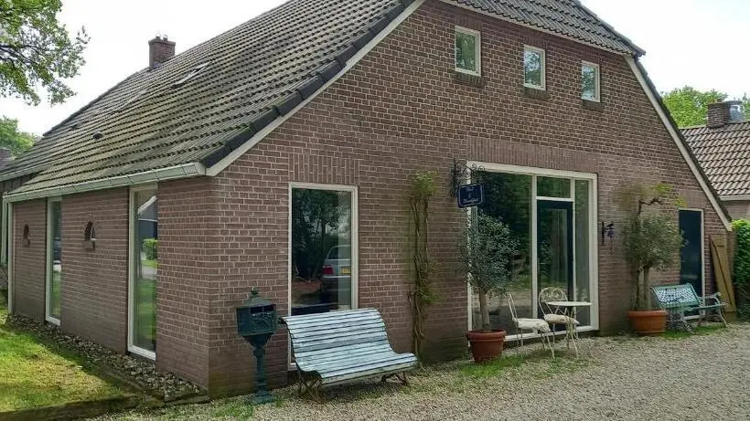 デラックスルーム, De Oude Smederij