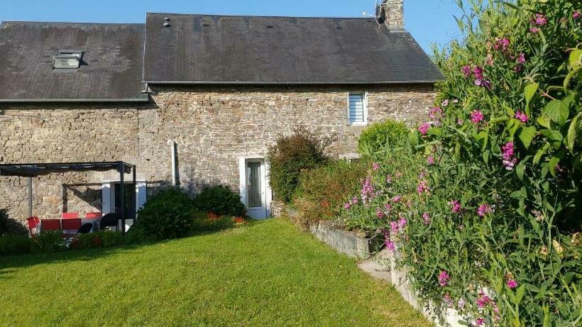 标准房带园景, La Pichardière