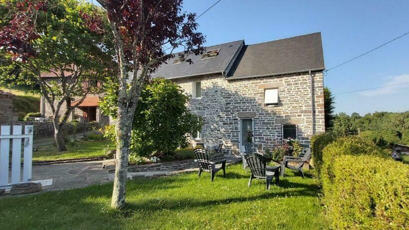 标准房带园景, La Pichardière