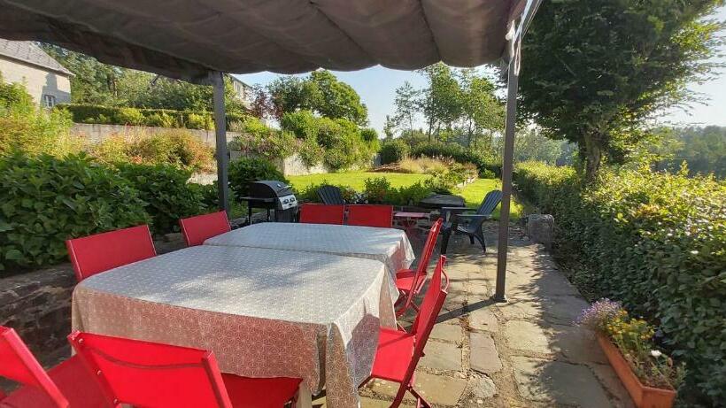 标准房带园景, La Pichardière