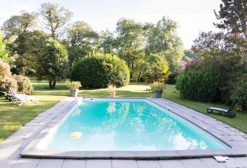 スタンダードルーム, Le Clos De Cinacle