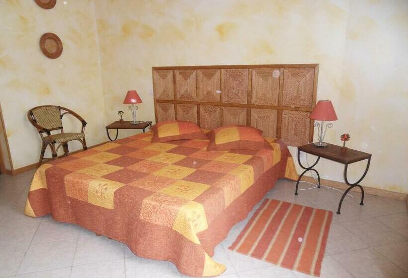 マウンテンビュースタンダードルーム, A Pianella