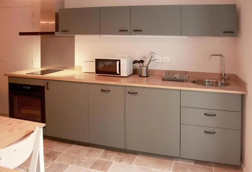 庭の見える１ベッドルームアパートメント, Kapera Maison D Hôtes