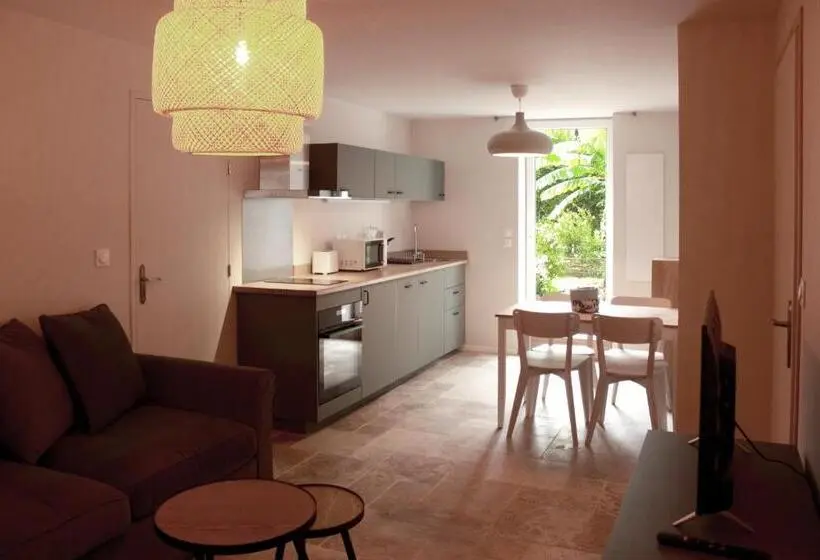 庭の見える１ベッドルームアパートメント, Kapera Maison D Hôtes