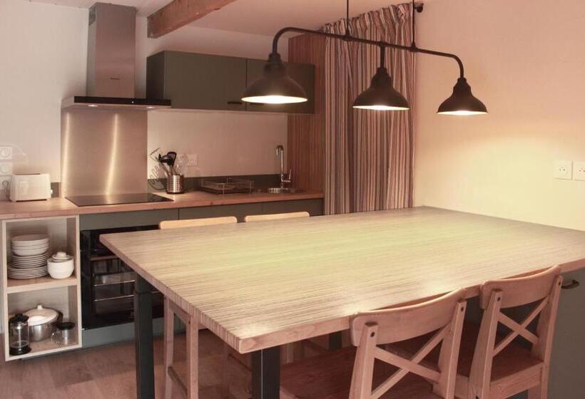 Апартаменты 1 Спальня с Балконом, Kapera Maison D Hôtes