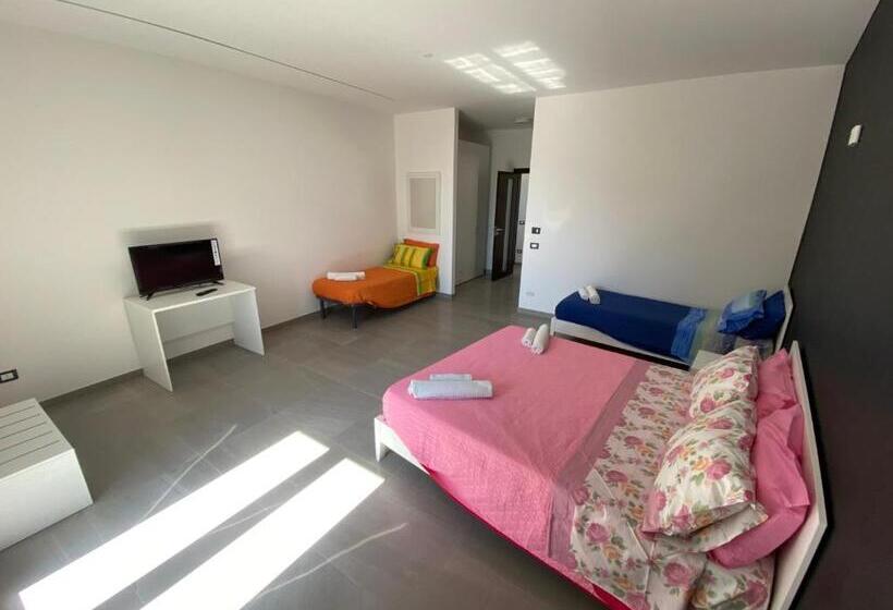 חדר סטנדרט לארבעה, Le Camere Dell’emiro