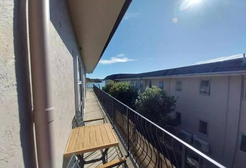 １ベッドルームアパートメント, Bayview Motel