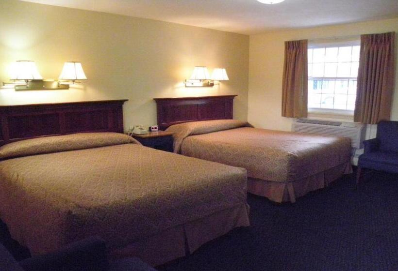 غرفة قياسية مزوَّدة بشُرفة, Briarcliff Motel