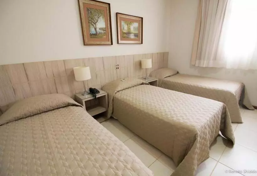 デラックストリプルルーム, Aruá Hotel, Restaurante E Convenções