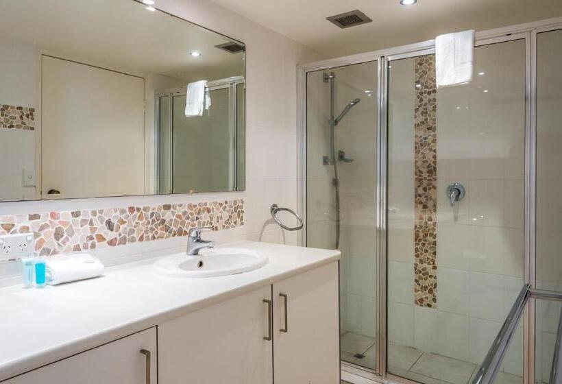 דירת חדר שינה  1 עם נוף לעיר, Breakers North Absolute Beachfront Apartments