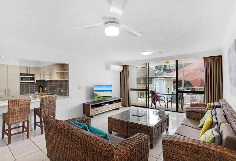 2침실 아파트 풀장 전망, Breakers North Absolute Beachfront Apartments