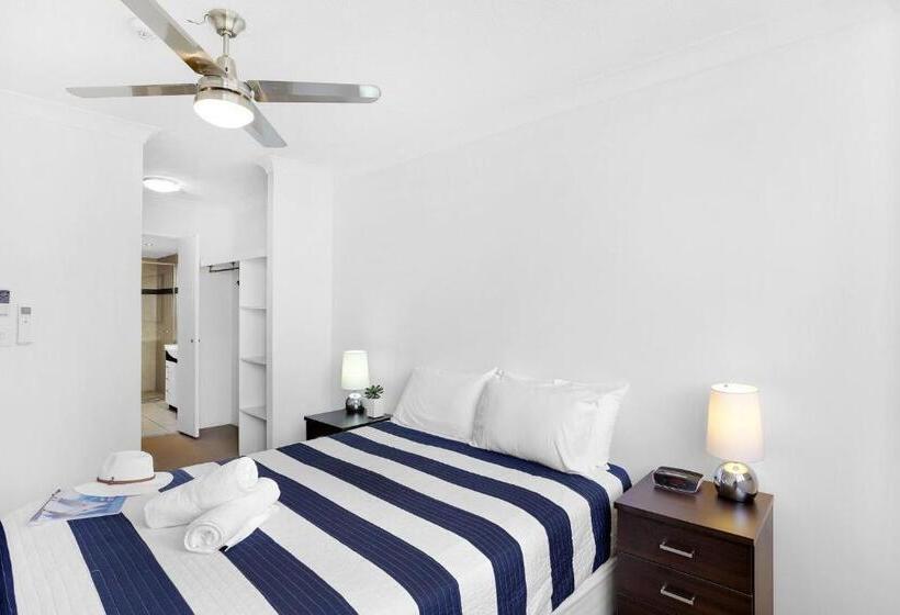 דירת 2 חדרי שינה עם נוף לבריכה, Breakers North Absolute Beachfront Apartments